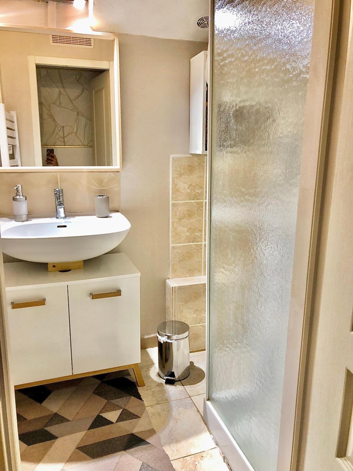 Petit Loft Sur Jardin En Centre-Ville Uzes Ngoại thất bức ảnh